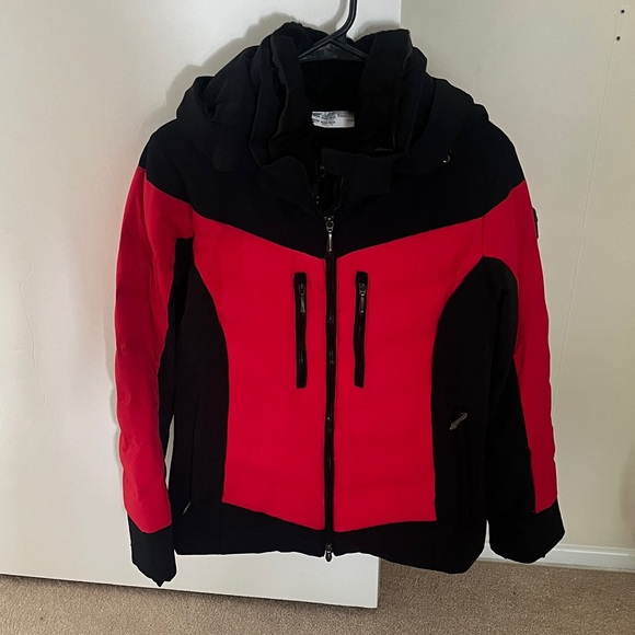 Descente ski Jacket - Picture 1 of 3